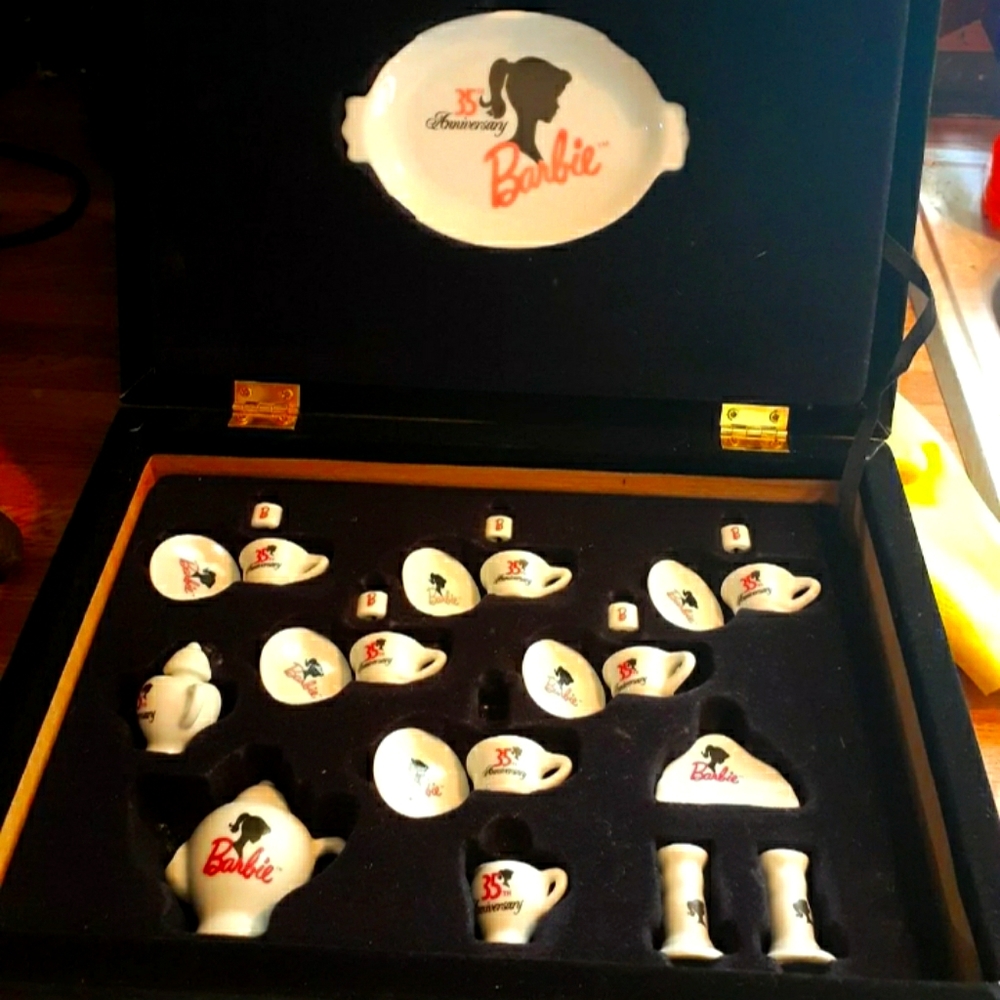 Barbie 35th edition tea set